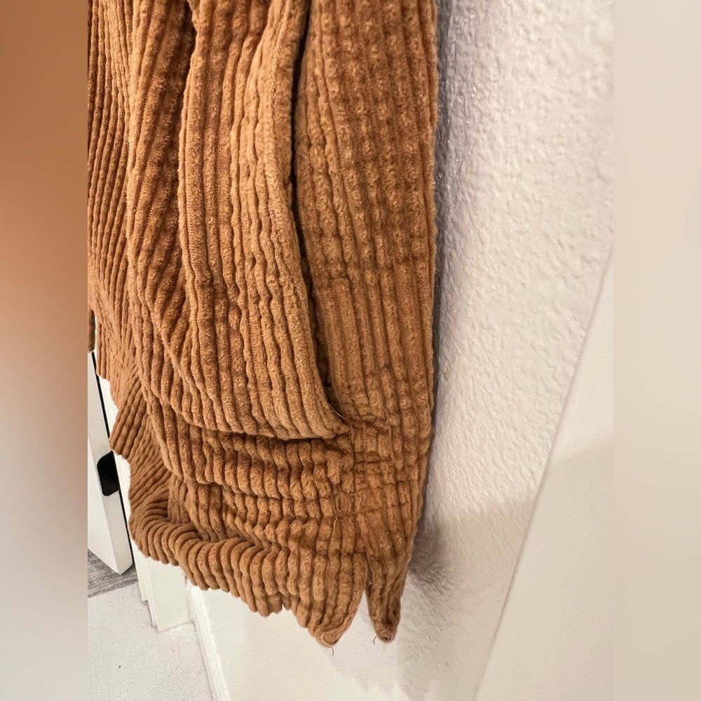 L.L. Bean Women's Corduroy Shirt Jacket size XLP - Picture 4 of 4